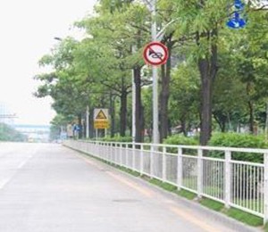 道路交通護欄 品質(zhì)優(yōu)良